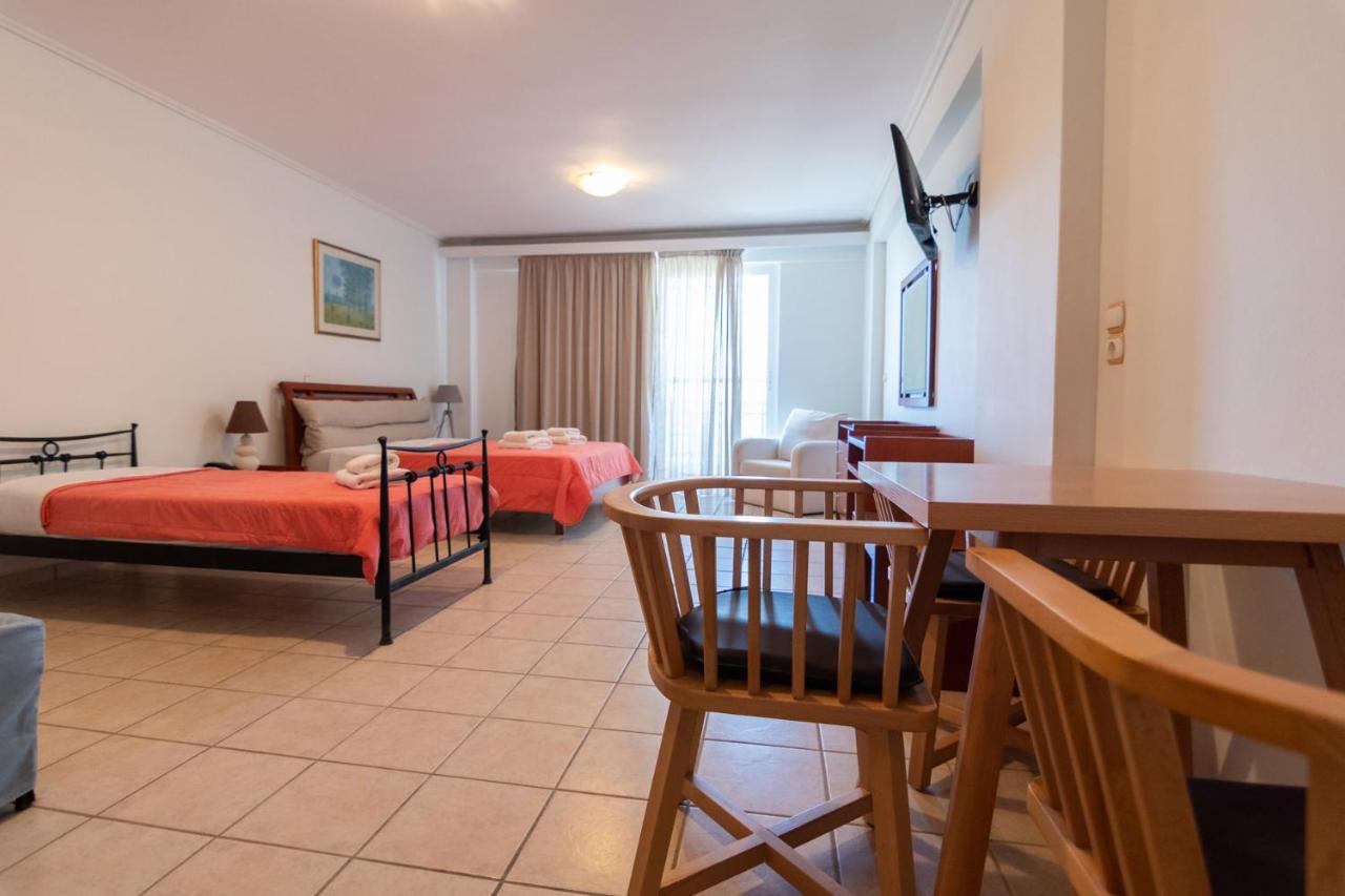 Hotel Grand Nefeli Vaszilikí Kültér fotó