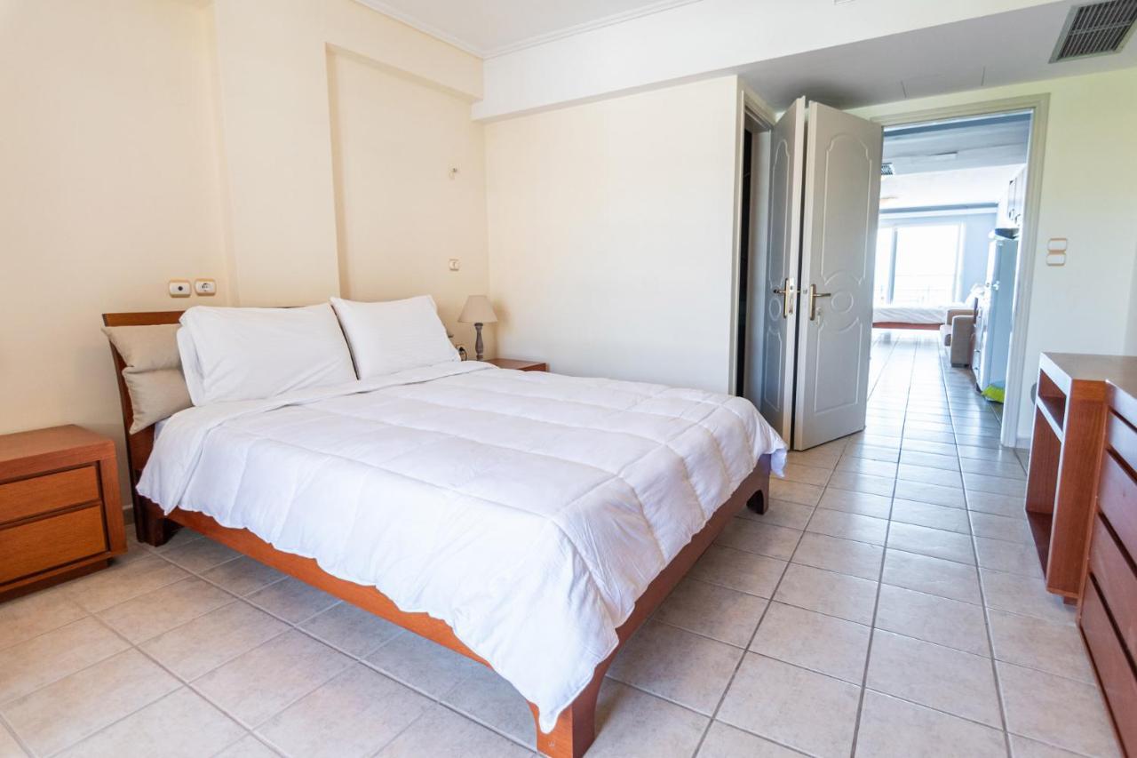 Hotel Grand Nefeli Vaszilikí Kültér fotó