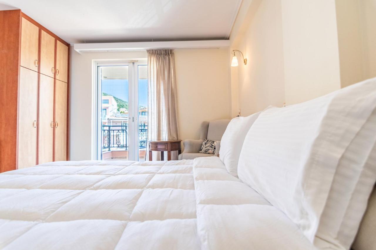Hotel Grand Nefeli Vaszilikí Kültér fotó